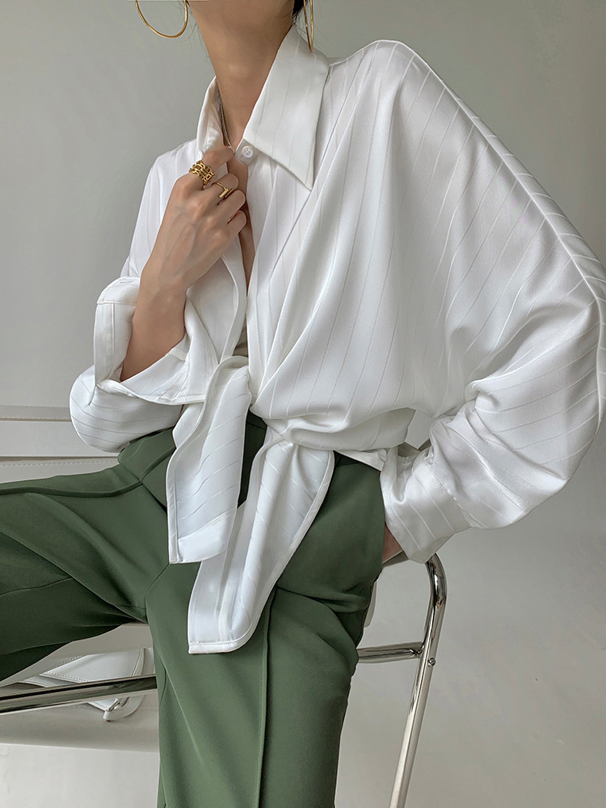 Women’s Oversized Button Up Shirt in Long Sleeve Style | Women Collared Blouse