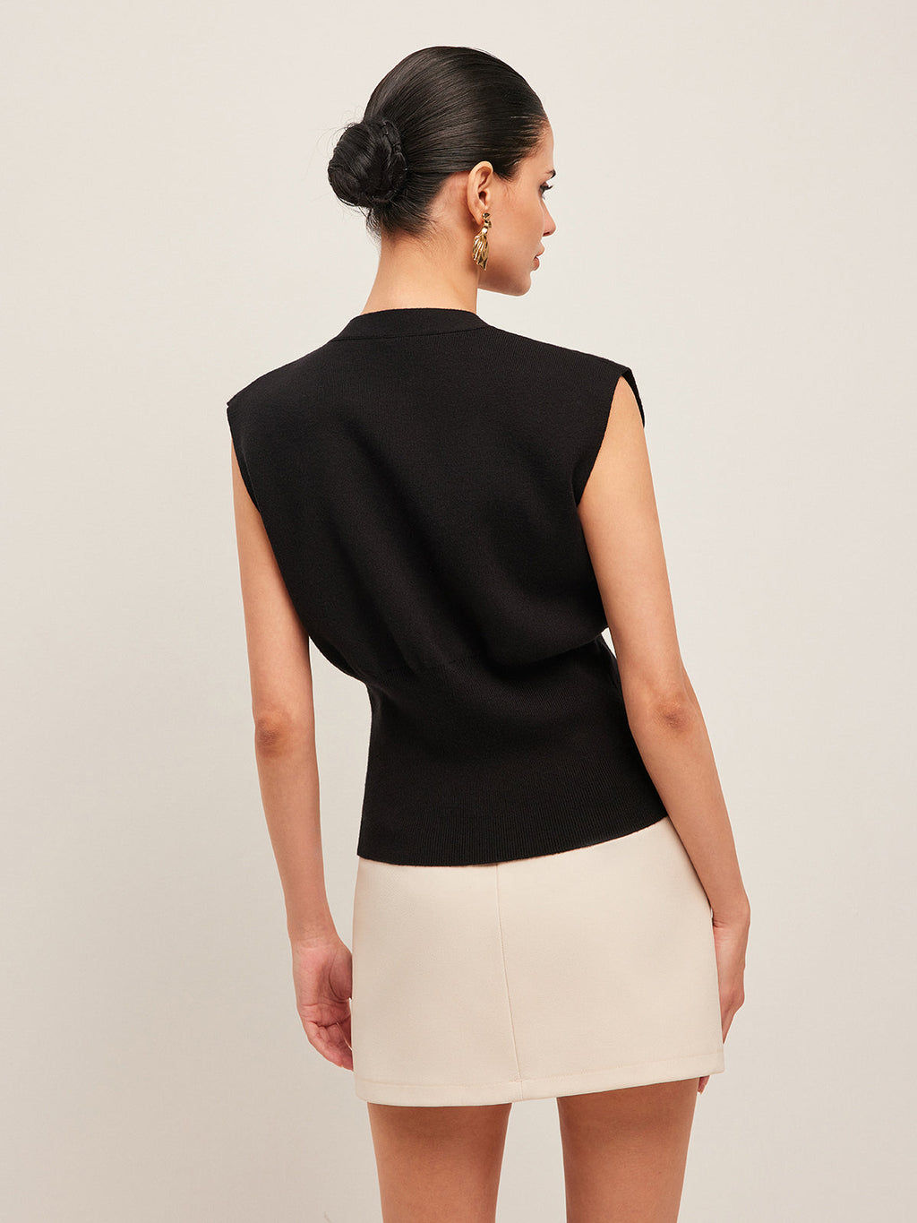 Women’s Sleeveless Top | V-Neck