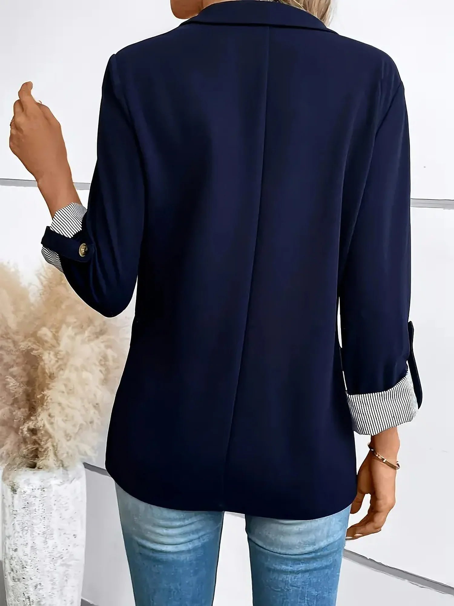 Women’s Casual Blazer | Button Up Pockets